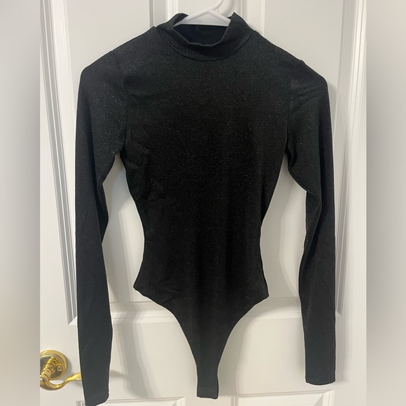 Naked Wardrobe NWT Glitter Long Sleeve Mock Turtleneck Bodysuit - Picture 3 of 6